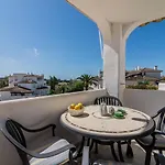 Lovely In Great Location Apartment