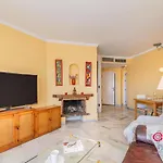 Lovely In Great Location Apartment Marbella