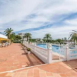 Lovely In Great Location Apartment *
